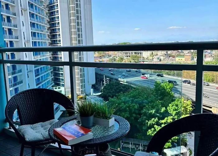 Azure Staycation By Cornelia Apartamento Manila