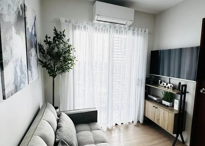 Apartamento Azure Staycation By Cornelia
